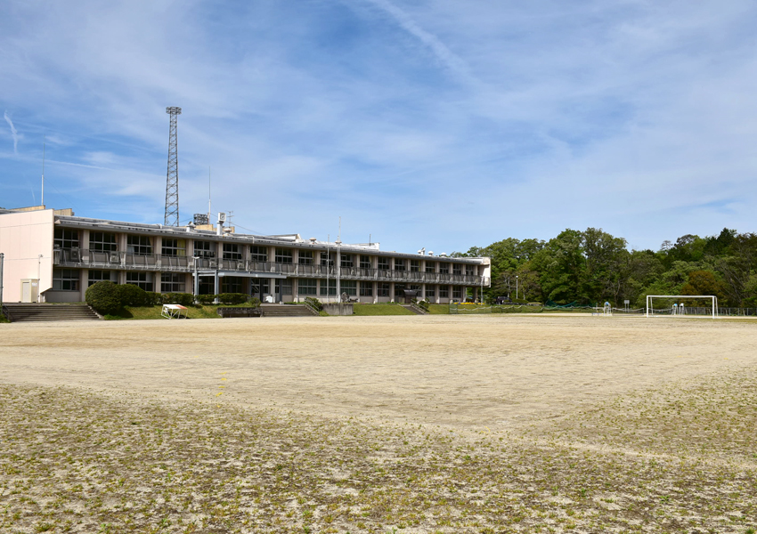 坂祝中学校グラウンドの写真