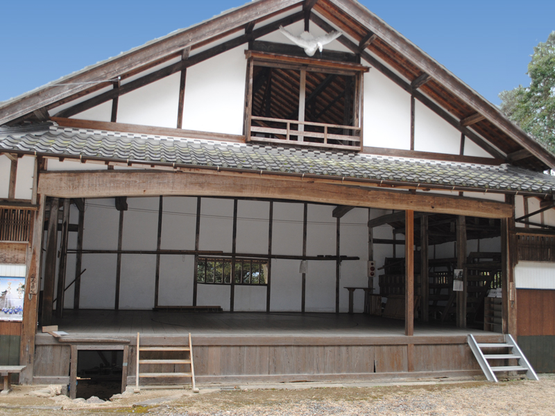 深萱(ふかがや)農村舞台の写真